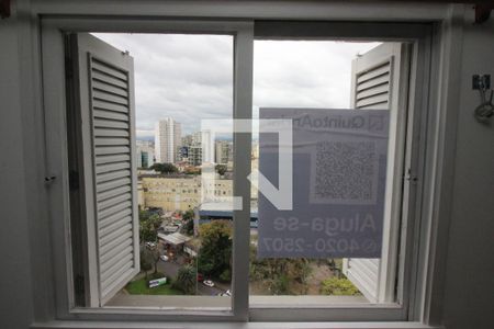 Vista da Sala - Quarto de kitnet/studio à venda com 1 quarto, 38m² em Centro Histórico, Porto Alegre