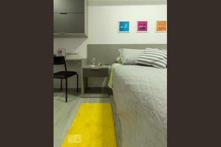 quarto - detalhe de kitnet/studio à venda com 1 quarto, 37m² em Boa Vista, Porto Alegre