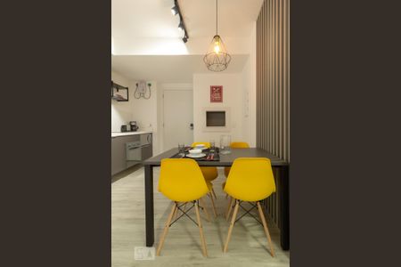 cozinha de kitnet/studio à venda com 1 quarto, 37m² em Boa Vista, Porto Alegre