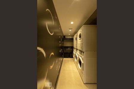 área comum - lavanderia de kitnet/studio à venda com 1 quarto, 37m² em Boa Vista, Porto Alegre