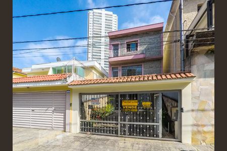 Fachada de casa à venda com 2 quartos, 274m² em Cambuci, São Paulo