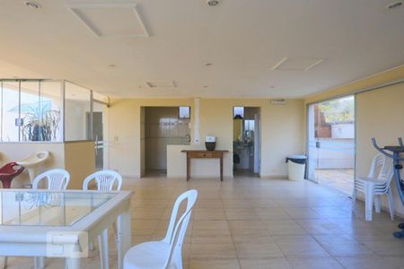 Apartamento à venda com 184m², 2 quartos e 2 vagasÁrea comum - Salão de Festas