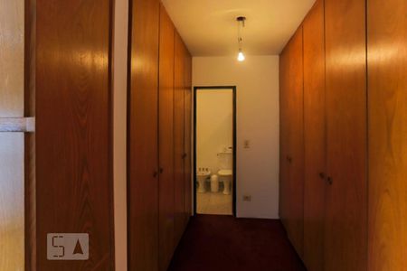 Apartamento à venda com 184m², 2 quartos e 2 vagasQuarto 2 Suíte Closet