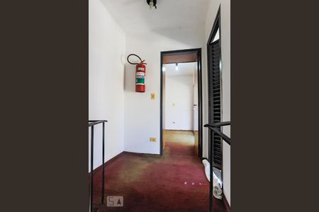 Apartamento à venda com 184m², 2 quartos e 2 vagasEscada