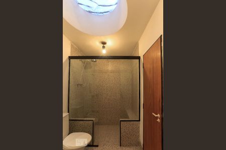 Apartamento à venda com 184m², 2 quartos e 2 vagasBanheiro da Suíte