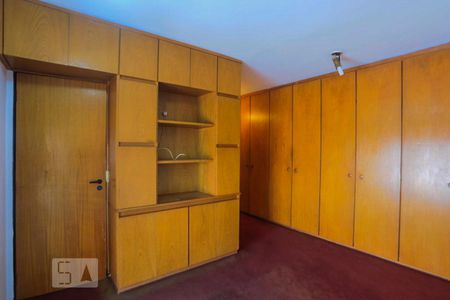 Apartamento à venda com 184m², 2 quartos e 2 vagasQuarto 2 Suíte