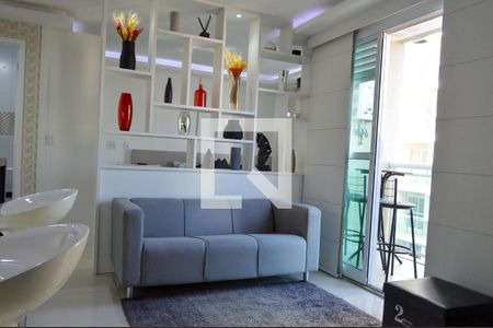 Apartamento à venda com 37m², 1 quarto e 1 vaga Apartamento à venda com 37m², 1 quarto e 1 vagaSala