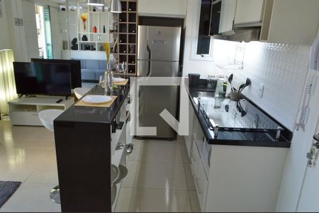 Apartamento à venda com 37m², 1 quarto e 1 vaga Apartamento à venda com 37m², 1 quarto e 1 vagaCozinha