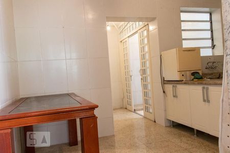 Casa para alugar com 120m², 3 quartos e 2 vagas Casa para alugar com 120m², 3 quartos e 2 vagasCozinha