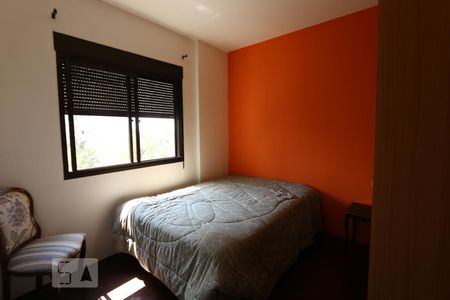 suite de apartamento à venda com 4 quartos, 205m² em Vila Suzana, São Paulo