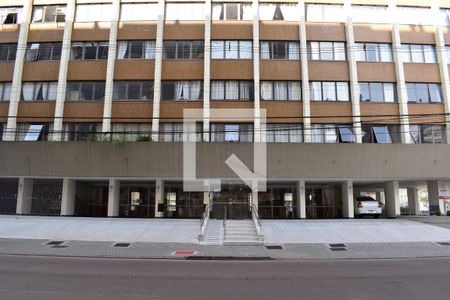 Apartamento para alugar com 75m², 3 quartos e sem vagaFachada do prédio