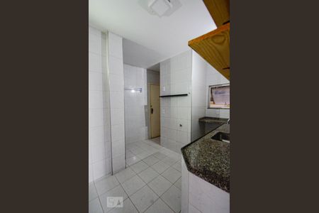 Apartamento à venda com 70m², 3 quartos e sem vaga Apartamento à venda com 70m², 3 quartos e sem vagaCozinha