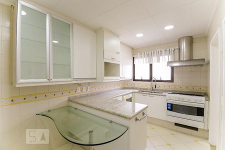 Apartamento à venda com 170m², 3 quartos e 3 vagasCozinha