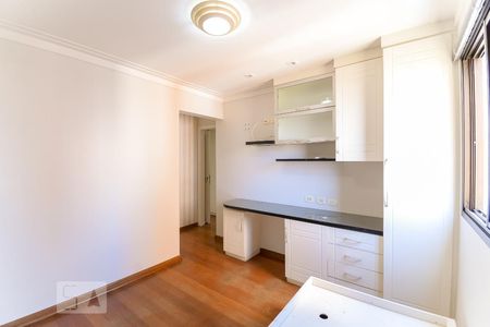 Apartamento à venda com 170m², 3 quartos e 3 vagasSuíte 2