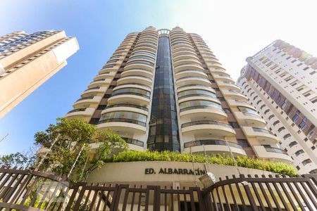 Apartamento à venda com 170m², 3 quartos e 3 vagasFachada