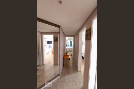 Corredor Acesso Dormitorios de apartamento à venda com 3 quartos, 122m² em Vila Carrão, São Paulo