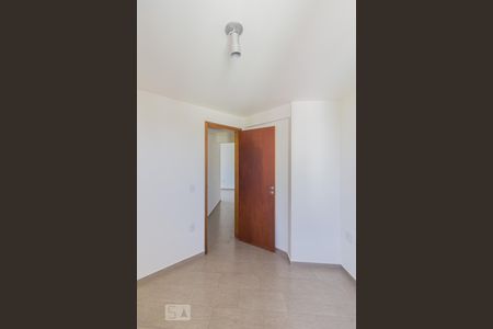Quarto 01 de apartamento para alugar com 3 quartos, 91m² em Vila Santa Teresa, Santo André