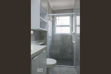 Apartamento à venda com 93m², 2 quartos e 2 vagasBanheiro da Suíte