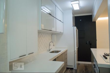 Apartamento à venda com 93m², 2 quartos e 2 vagasCozinha - Armários