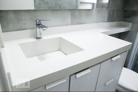 Apartamento à venda com 93m², 2 quartos e 2 vagasBanheiro da Suíte 1