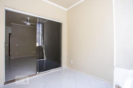 Hall de entrada de casa para alugar com 3 quartos, 160m² em Tijuca, Rio de Janeiro