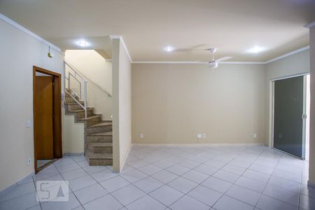 Sala de casa para alugar com 3 quartos, 160m² em Tijuca, Rio de Janeiro