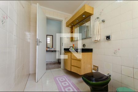 Casa à venda com 150m², 3 quartos e 1 vaga Casa à venda com 150m², 3 quartos e 1 vagaBanheiro 2