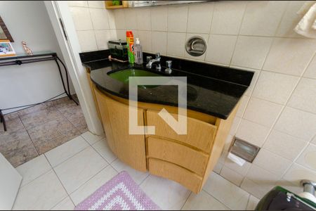 Casa à venda com 150m², 3 quartos e 1 vaga Casa à venda com 150m², 3 quartos e 1 vagaBanheiro 2