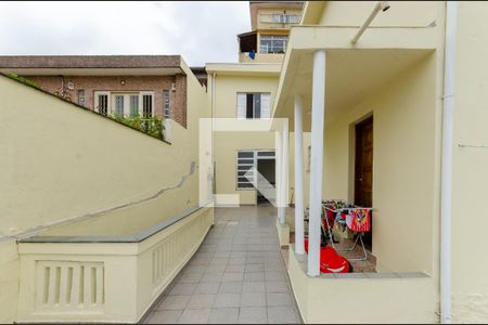 Casa à venda com 150m², 3 quartos e 1 vaga Casa à venda com 150m², 3 quartos e 1 vagaQuintal
