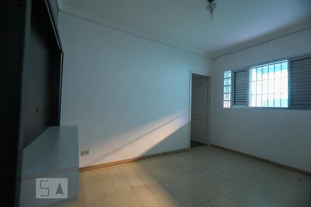 Casa de condomínio para alugar com 80m², 1 quarto e sem vagaSala