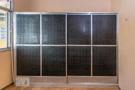 Apartamento para alugar com 290m², 4 quartos e 1 vaga Apartamento para alugar com 290m², 4 quartos e 1 vagaÁrea de Serviço - Armários