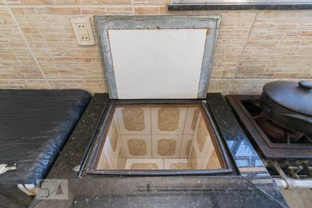 Apartamento para alugar com 290m², 4 quartos e 1 vaga Apartamento para alugar com 290m², 4 quartos e 1 vagaCozinha do terraço - Tanque térmico