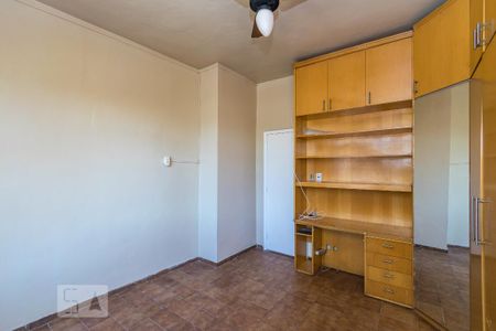 Apartamento para alugar com 290m², 4 quartos e 1 vaga Apartamento para alugar com 290m², 4 quartos e 1 vagaQuarto 4