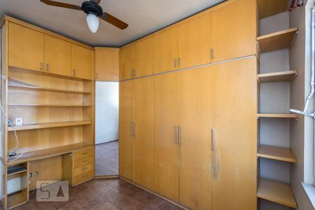 Apartamento para alugar com 290m², 4 quartos e 1 vaga Apartamento para alugar com 290m², 4 quartos e 1 vagaQuarto 4 - Armários