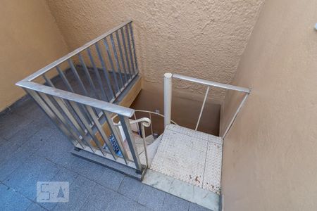Apartamento para alugar com 290m², 4 quartos e 1 vaga Apartamento para alugar com 290m², 4 quartos e 1 vagaHall do terraço - Escada