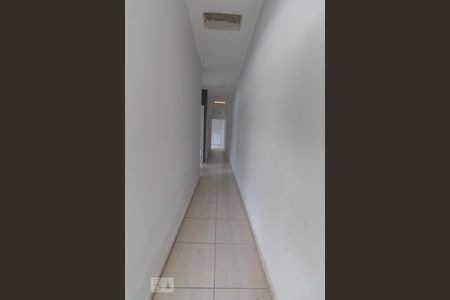 Casa para alugar com 137m², 2 quartos e 2 vagasCorredor