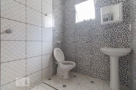 Banheiro de casa para alugar com 2 quartos, 137m² em Chácara Santo Antônio (zona Leste), São Paulo