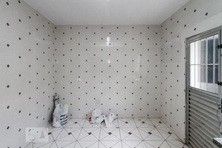 Cozinha de casa para alugar com 1 quarto, 80m² em Chácara Santo Antônio (zona Leste), São Paulo