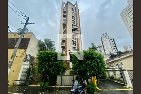 Apartamento para alugar com 200m², 3 quartos e 3 vagas Apartamento para alugar com 200m², 3 quartos e 3 vagasFachada