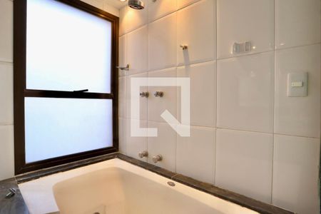 Apartamento para alugar com 200m², 3 quartos e 3 vagas Apartamento para alugar com 200m², 3 quartos e 3 vagasBanheiro do Quarto 3