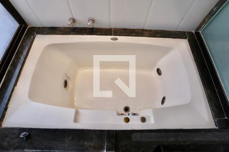 Apartamento para alugar com 200m², 3 quartos e 3 vagas Apartamento para alugar com 200m², 3 quartos e 3 vagasBanheiro do Quarto 3