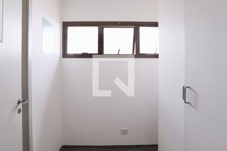 Apartamento para alugar com 200m², 3 quartos e 3 vagas Apartamento para alugar com 200m², 3 quartos e 3 vagasQuarto de Serviço