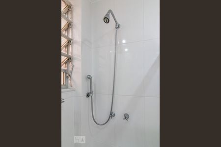 Apartamento para alugar com 96m², 2 quartos e sem vagaDetalhe banheiro