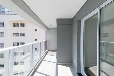 Varanda de kitnet/studio para alugar com 1 quarto, 41m² em Moema, São Paulo