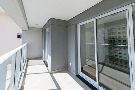 Varanda de kitnet/studio para alugar com 1 quarto, 41m² em Moema, São Paulo