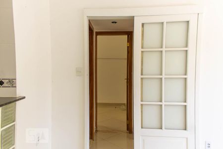 Corredor de apartamento para alugar com 2 quartos, 60m² em Engenho Novo, Rio de Janeiro