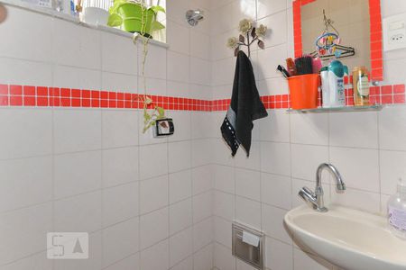 Casa de condomínio à venda com 110m², 3 quartos e sem vagaLavabo