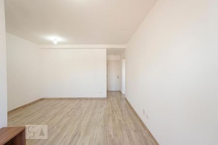 Sala de apartamento para alugar com 2 quartos, 66m² em Vila Bertioga, São Paulo