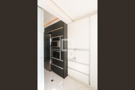 Apartamento à venda com 104m², 2 quartos e 1 vaga Apartamento à venda com 104m², 2 quartos e 1 vagaArea de serviço