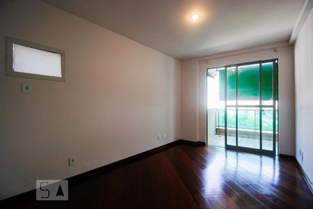 Suíte de apartamento para alugar com 2 quartos, 85m² em Recreio dos Bandeirantes, Rio de Janeiro